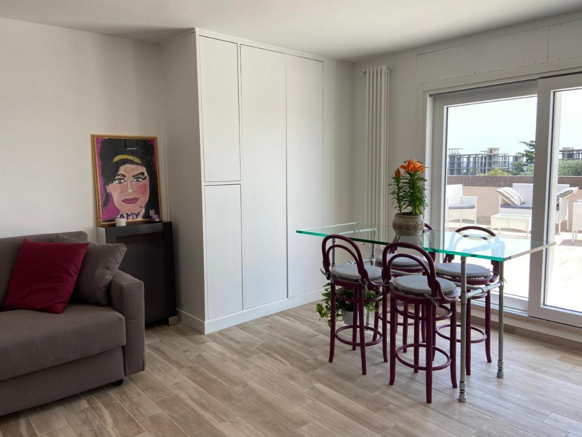 Attico Panoramico Luxury Roma Apartment Ngoại thất bức ảnh
